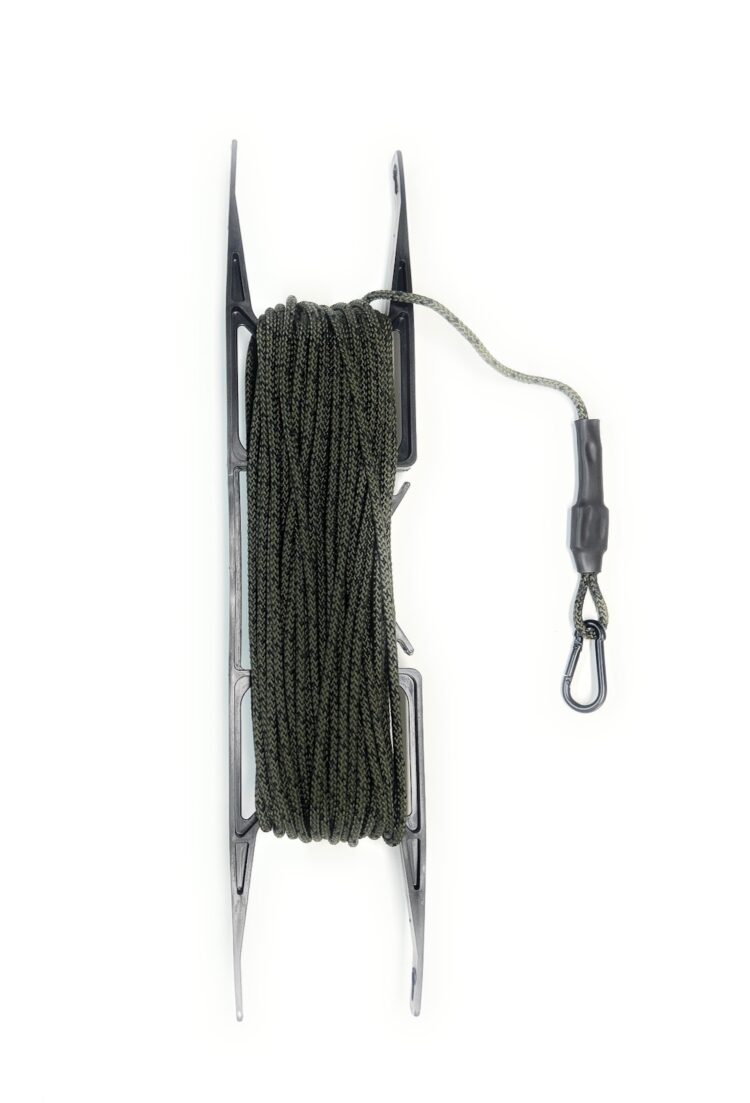 100ft Floating Camo Pull Rope with Black Drab OD Clip and Rope Winder